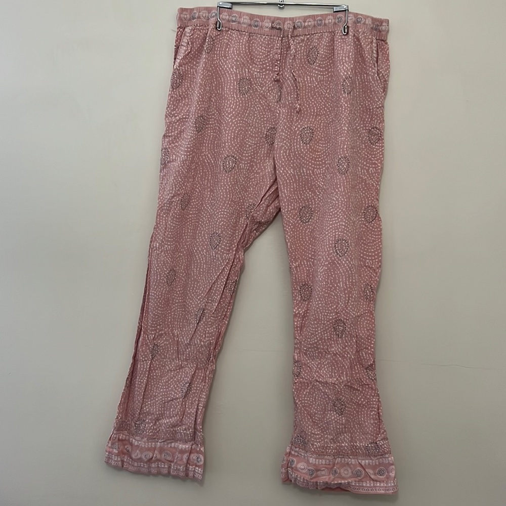 Devi Designs - Pink pajama pants - L - Good Condition